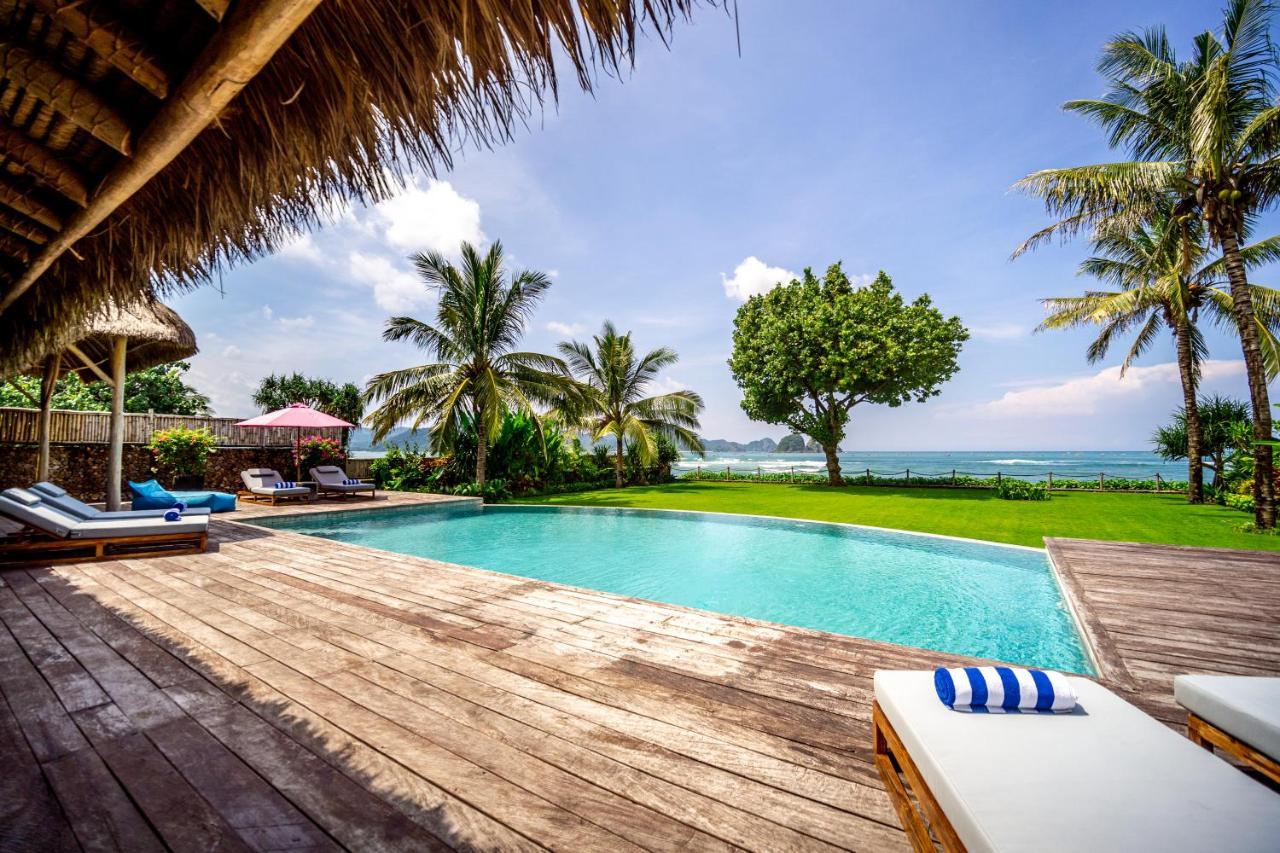 Villa Jac Selong Belanak Exterior photo